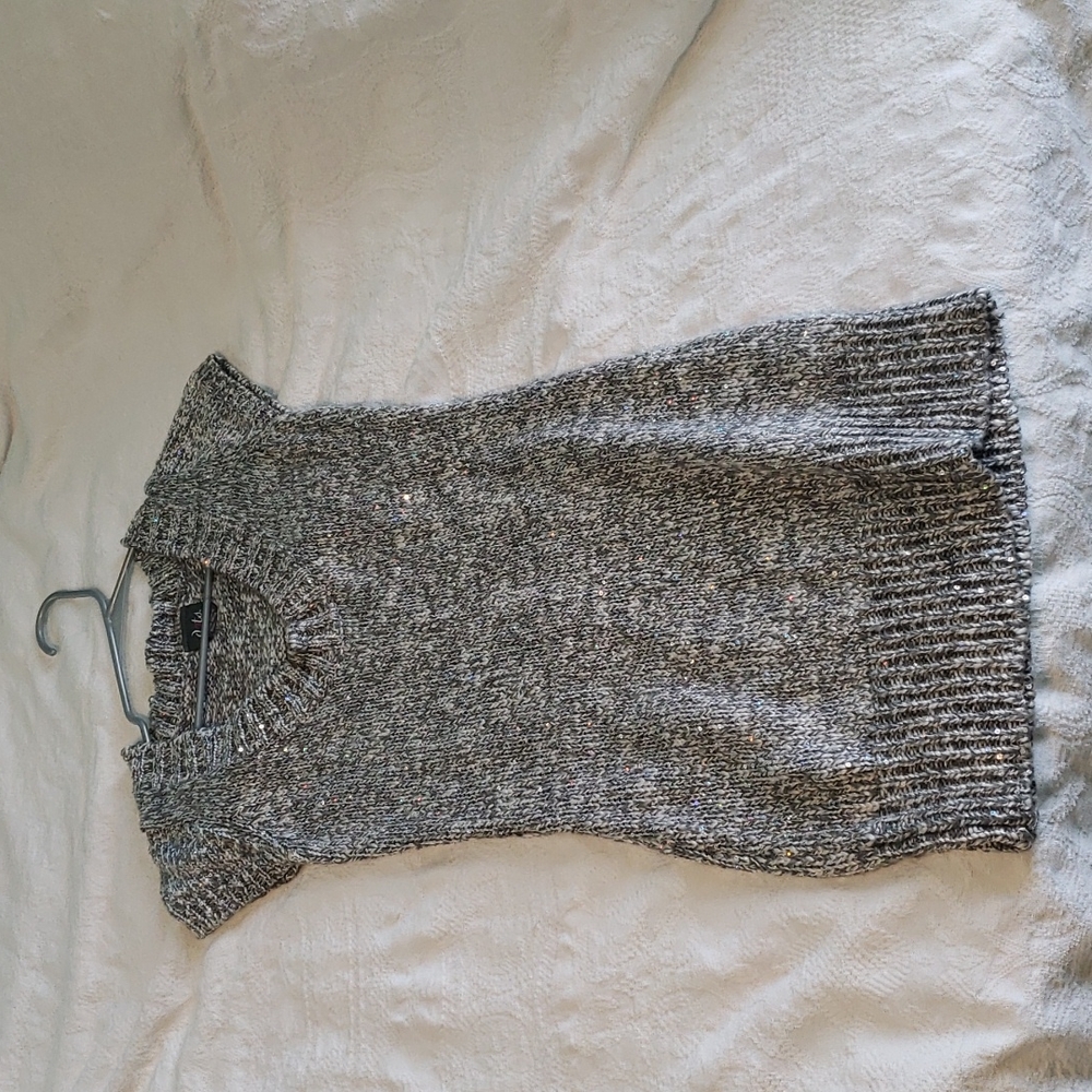 Long grey knitted shimmer shirt/dress